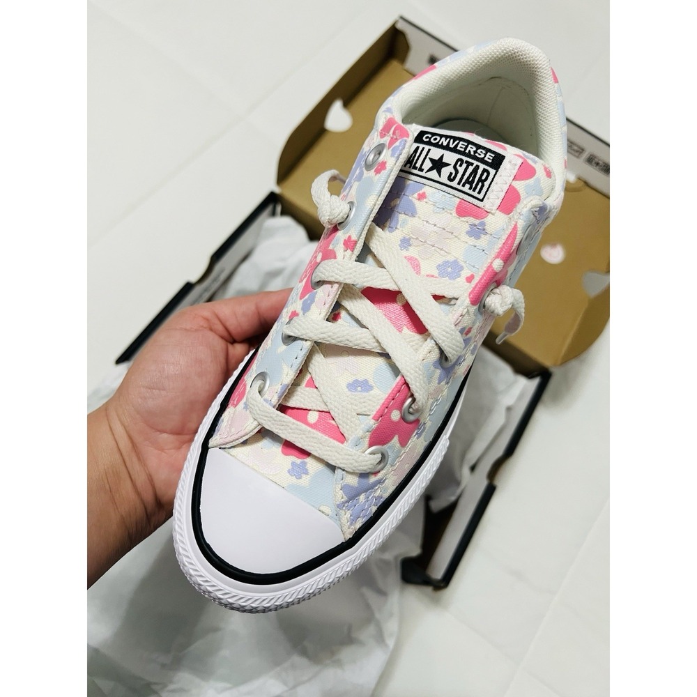 Converse Chuck Taylor All Star Girl's Low Top Floral Print Lace Up Sneakers Sz 4